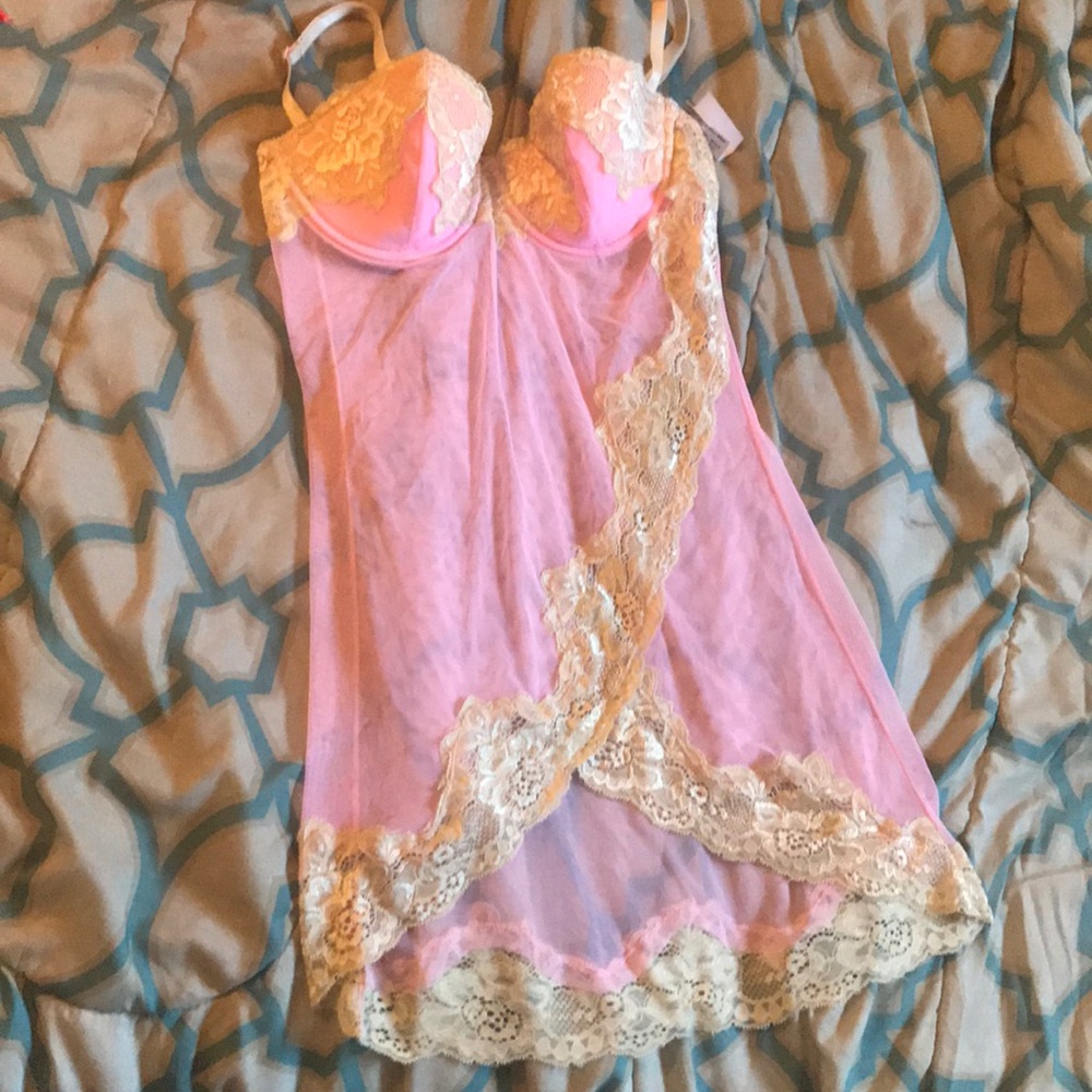 Fredrick of Hollywood Pink champagne/nude slip
